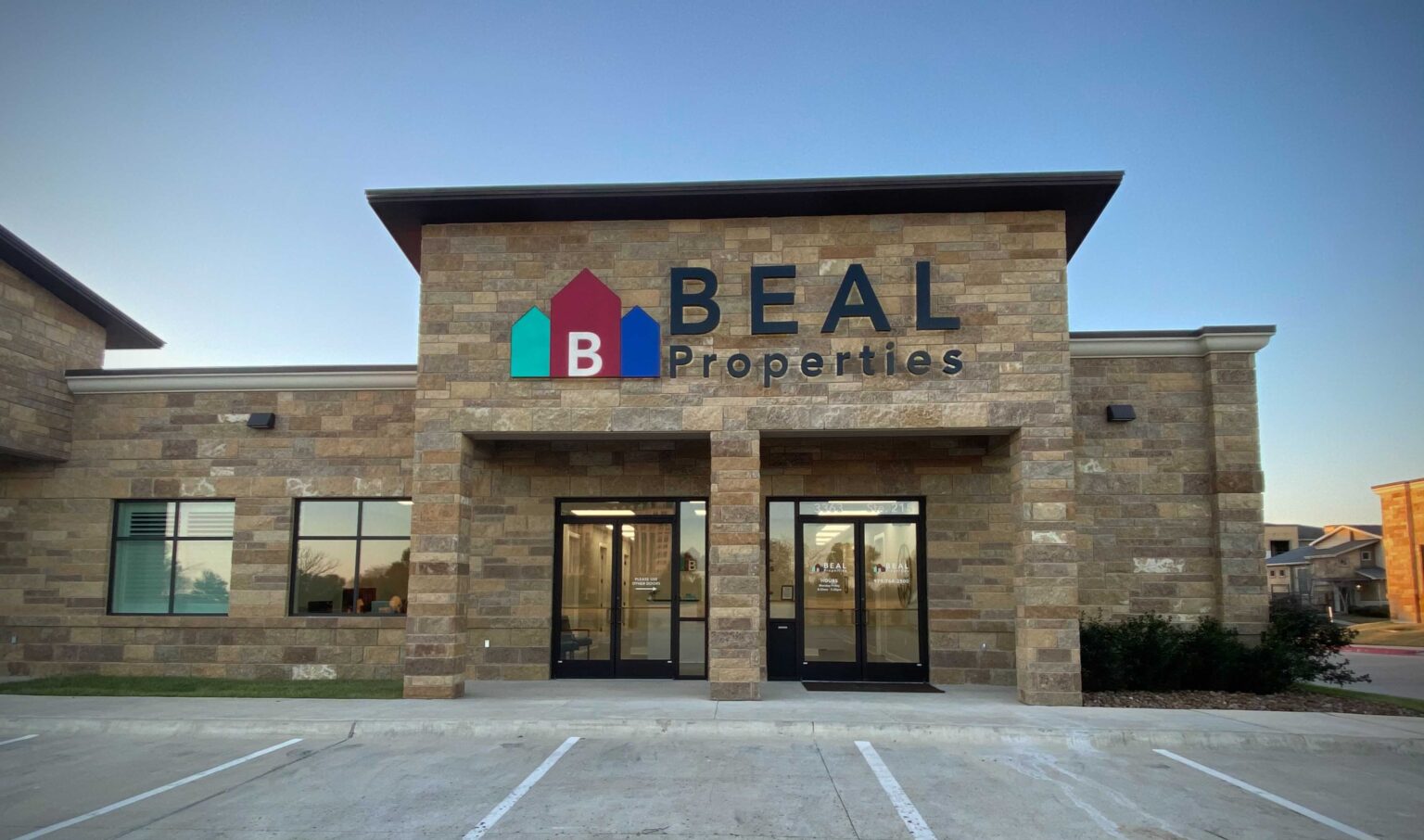 Picture of front of Beal Properties office building